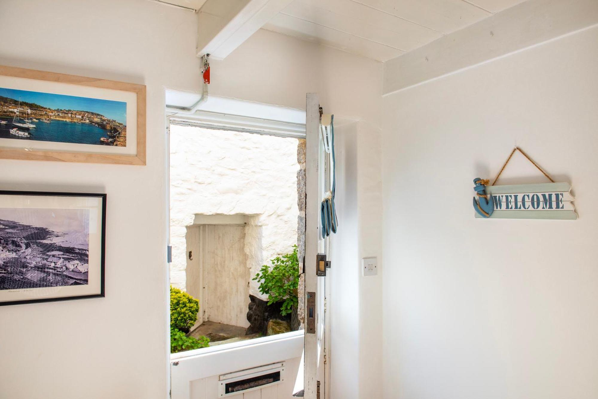 Abbey Cottage, Close To Mousehole Harbour Extérieur photo